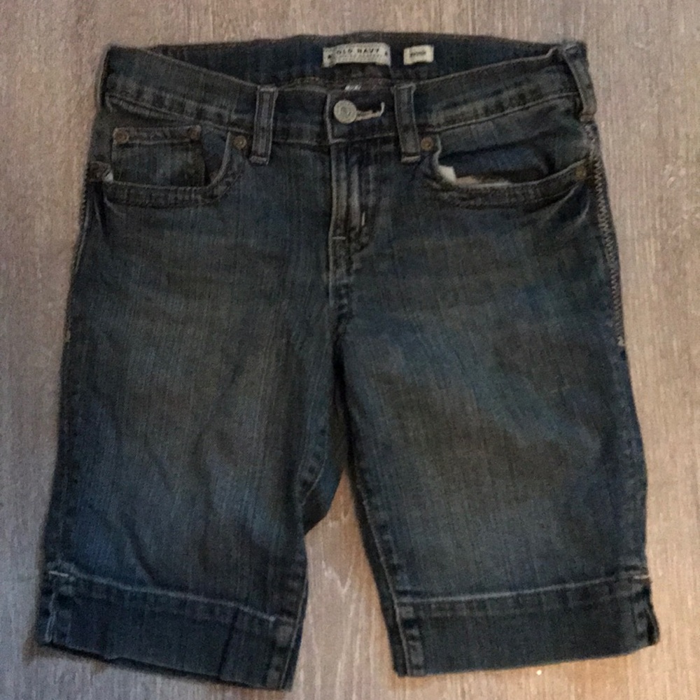 Old navy clothing company stretch